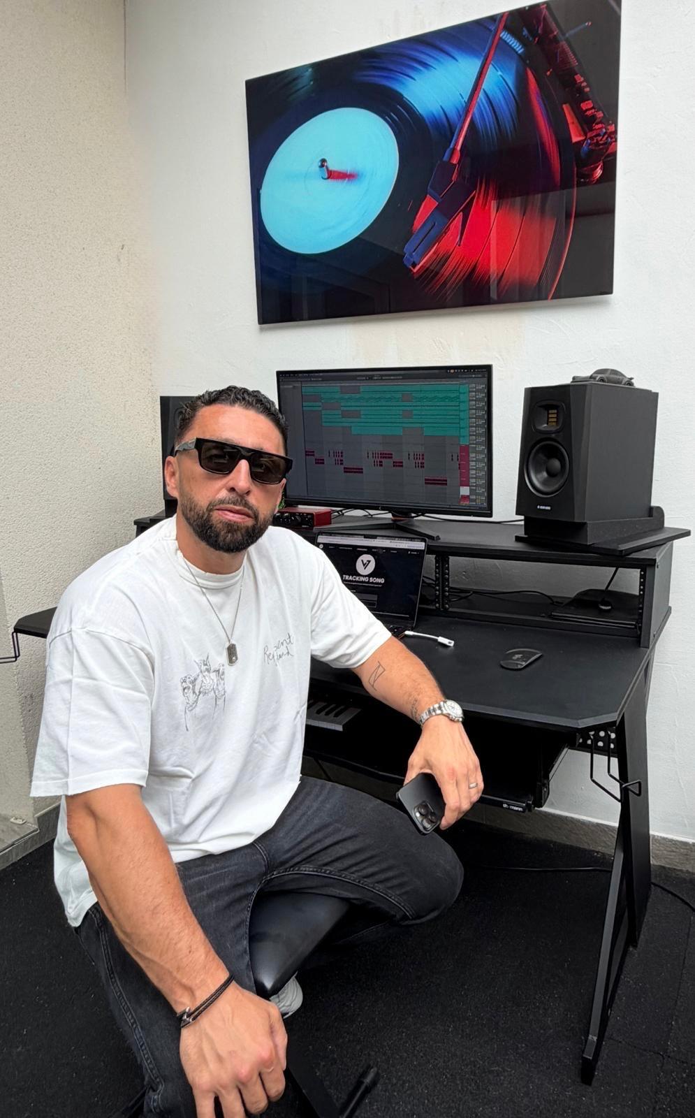 prod_track-files_1833169_extra_pictures_Loaaihly_1